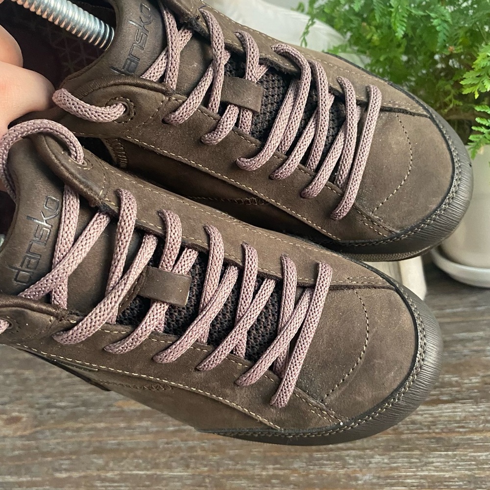 Dansko‎ Paisley Waterproof Suede Leather Sneakers Shoes Womens 40 Walnut Brown - Picture 6 of 16